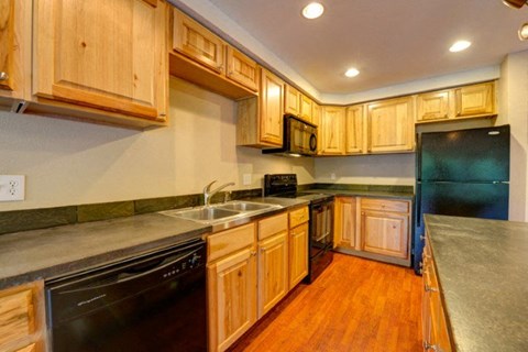 1065 University #203 Kitchen